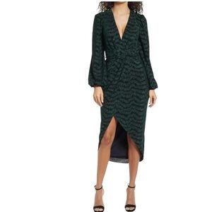 Saylor REVOLVE Camila plunge neck long sleeve midi dress Sz S like new condition
